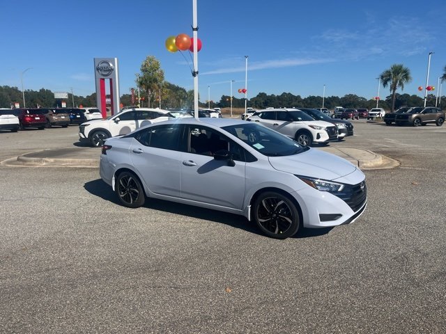 2025 Nissan Versa Sedan SR