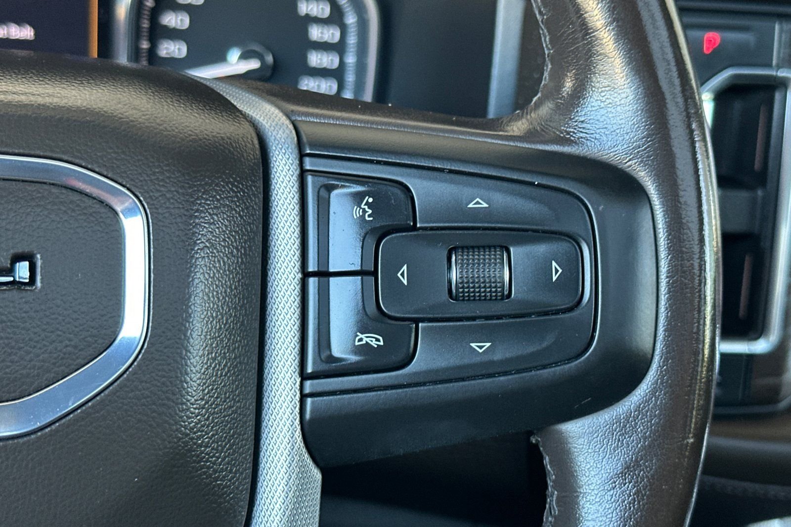2021 GMC Yukon Denali - Photo 30