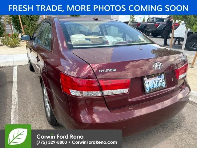 Used 2008 Red Hyundai GLS image 4