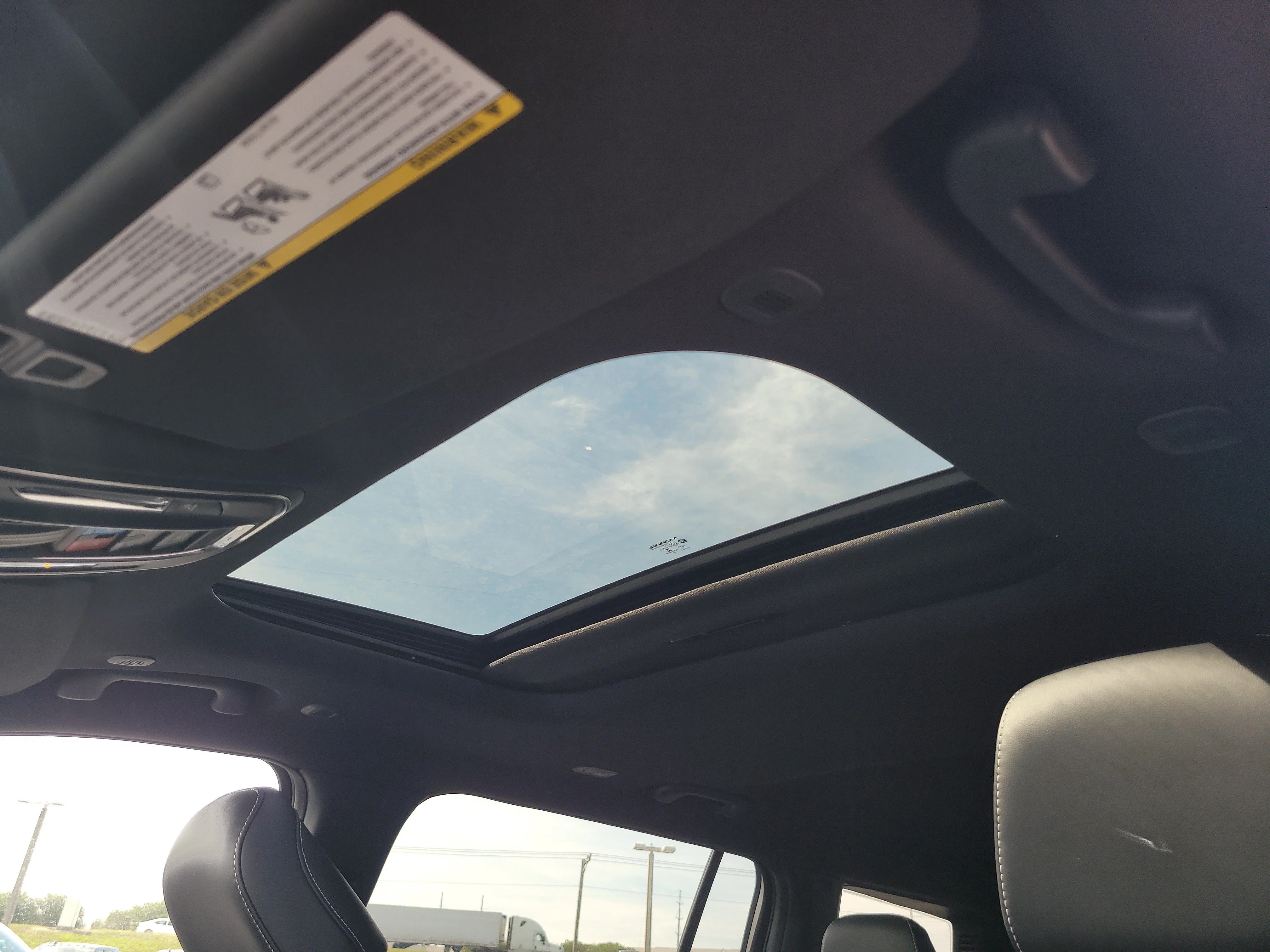 New 2026 Bright White Clearcoat Jeep Laredo Altitude image 15