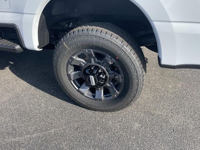 New 2026 Oxford White Ford F-350® XL image 4
