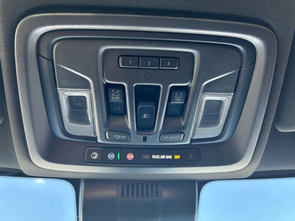 Used 2024 Silver GMC AT4 image 29