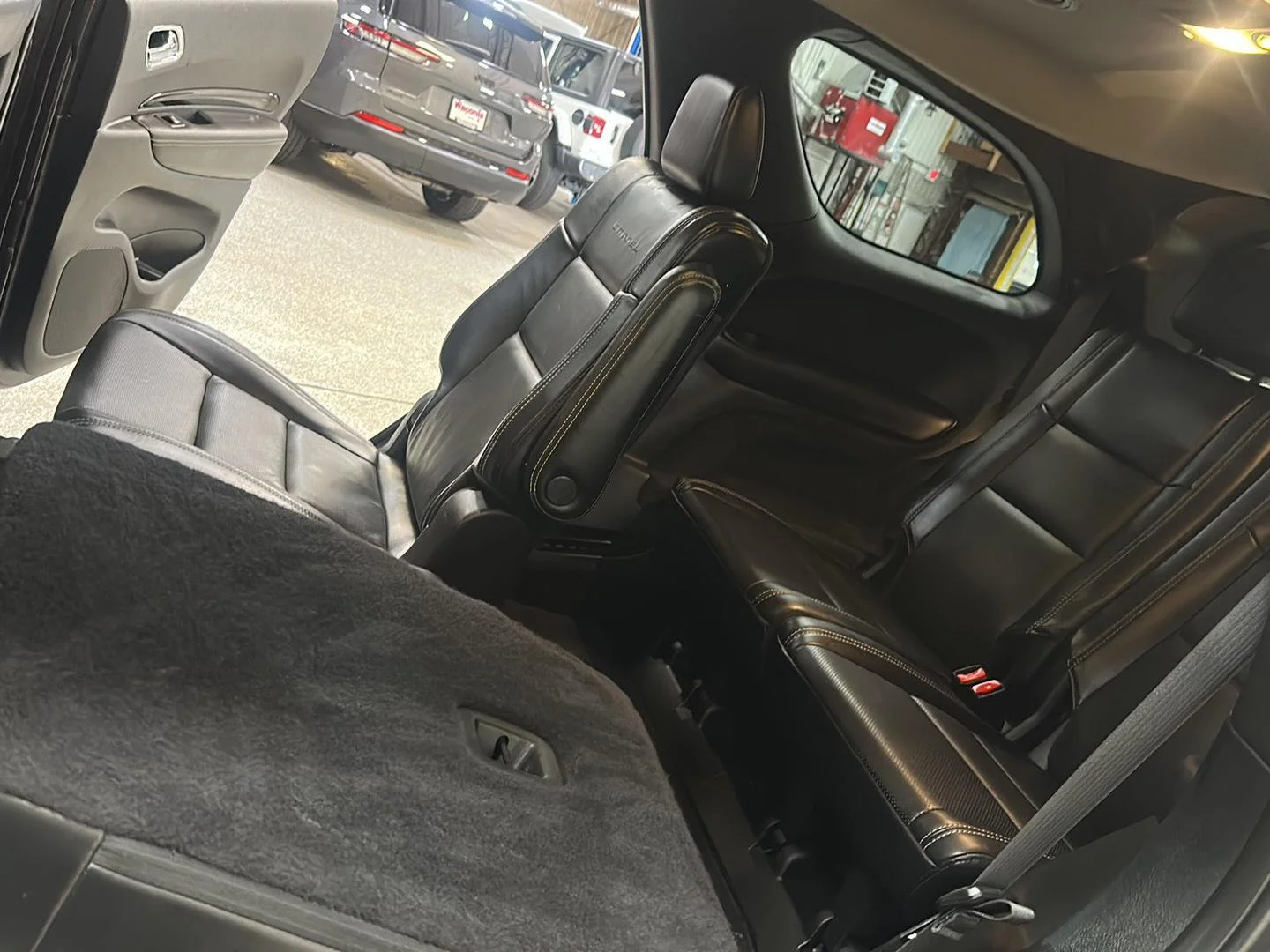Used 2014 Granite Crystal Metallic Clearcoat Dodge Citadel image 29