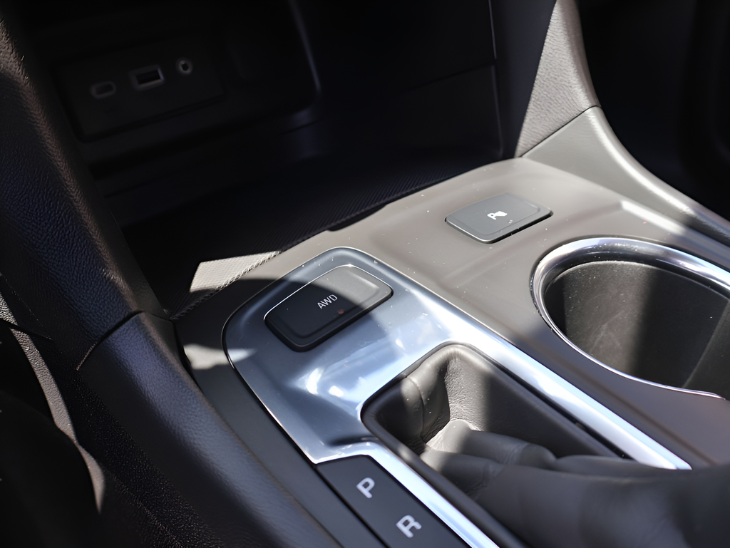 Used 2024 Gray Chevrolet LT image 23