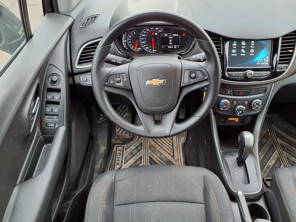 Used 2017 Black Chevrolet LT image 11