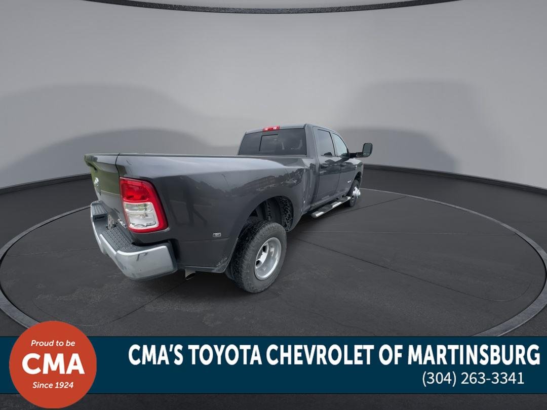 Used 2020 Granite Crystal Metallic Clearcoat Ram Tradesman image 8