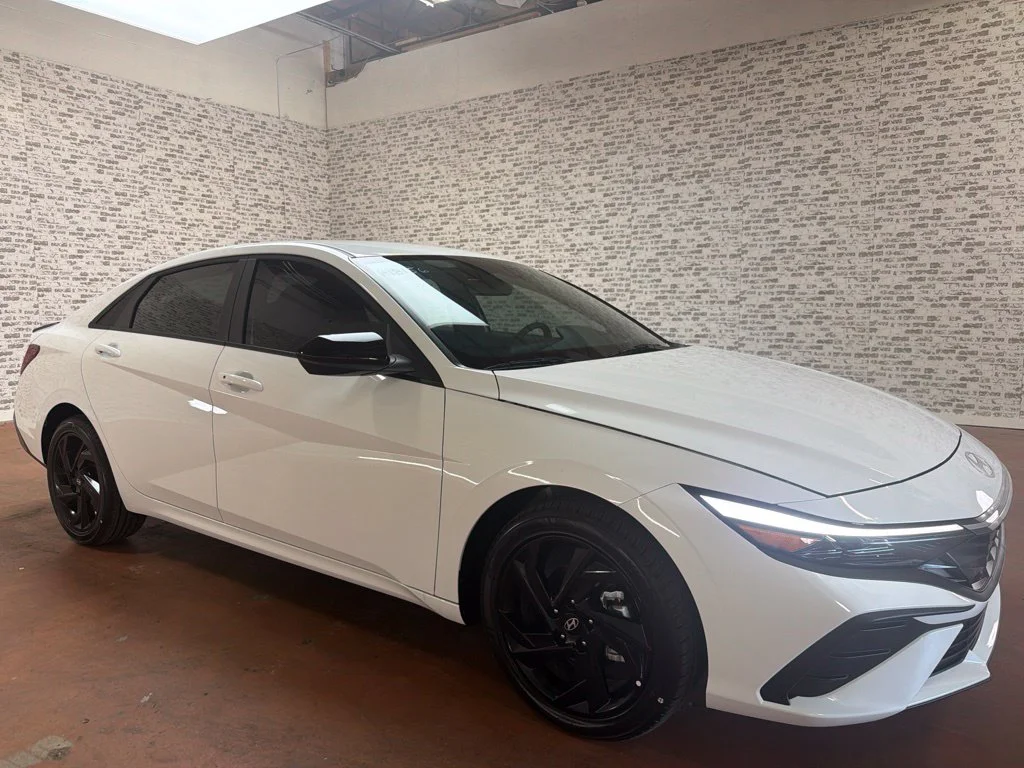 Used 2026 Serenity White Hyundai SEL Sport image 1