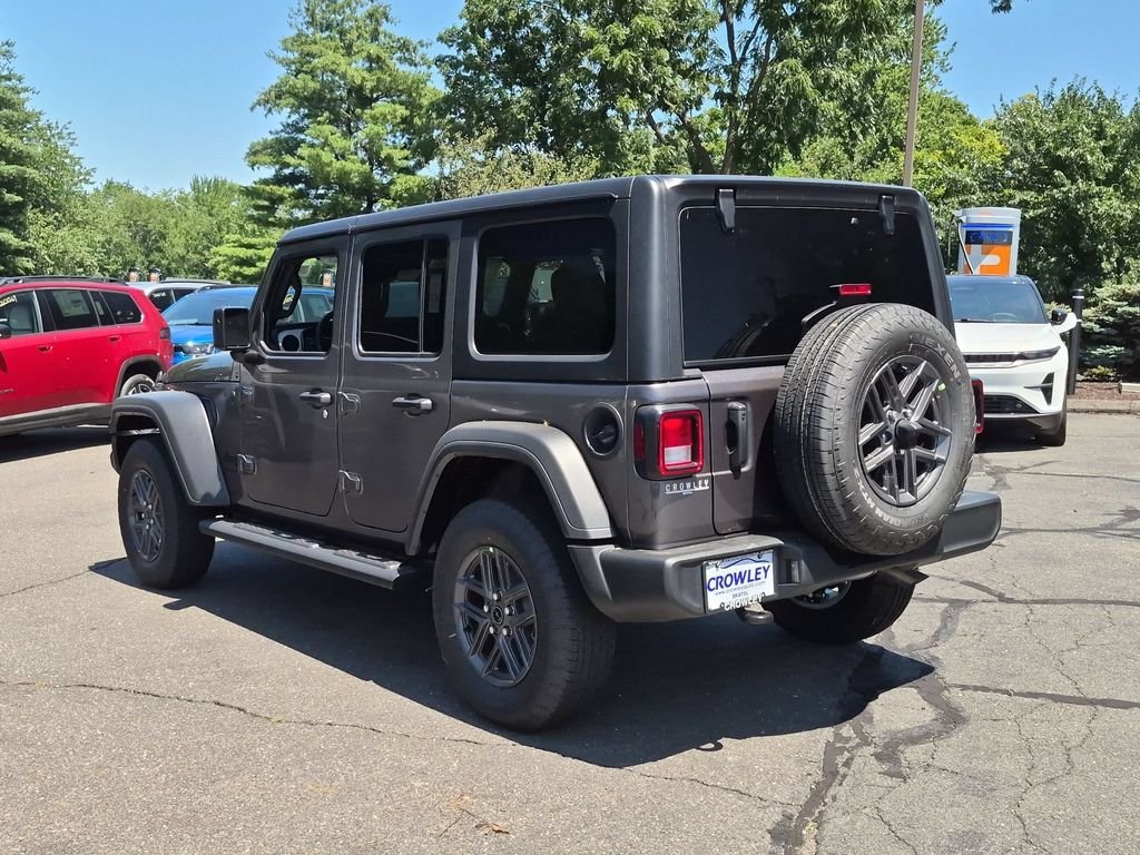 New 2026 Granite Crystal Metallic Clear-Coat Exterior Paint Jeep Sport S image 5