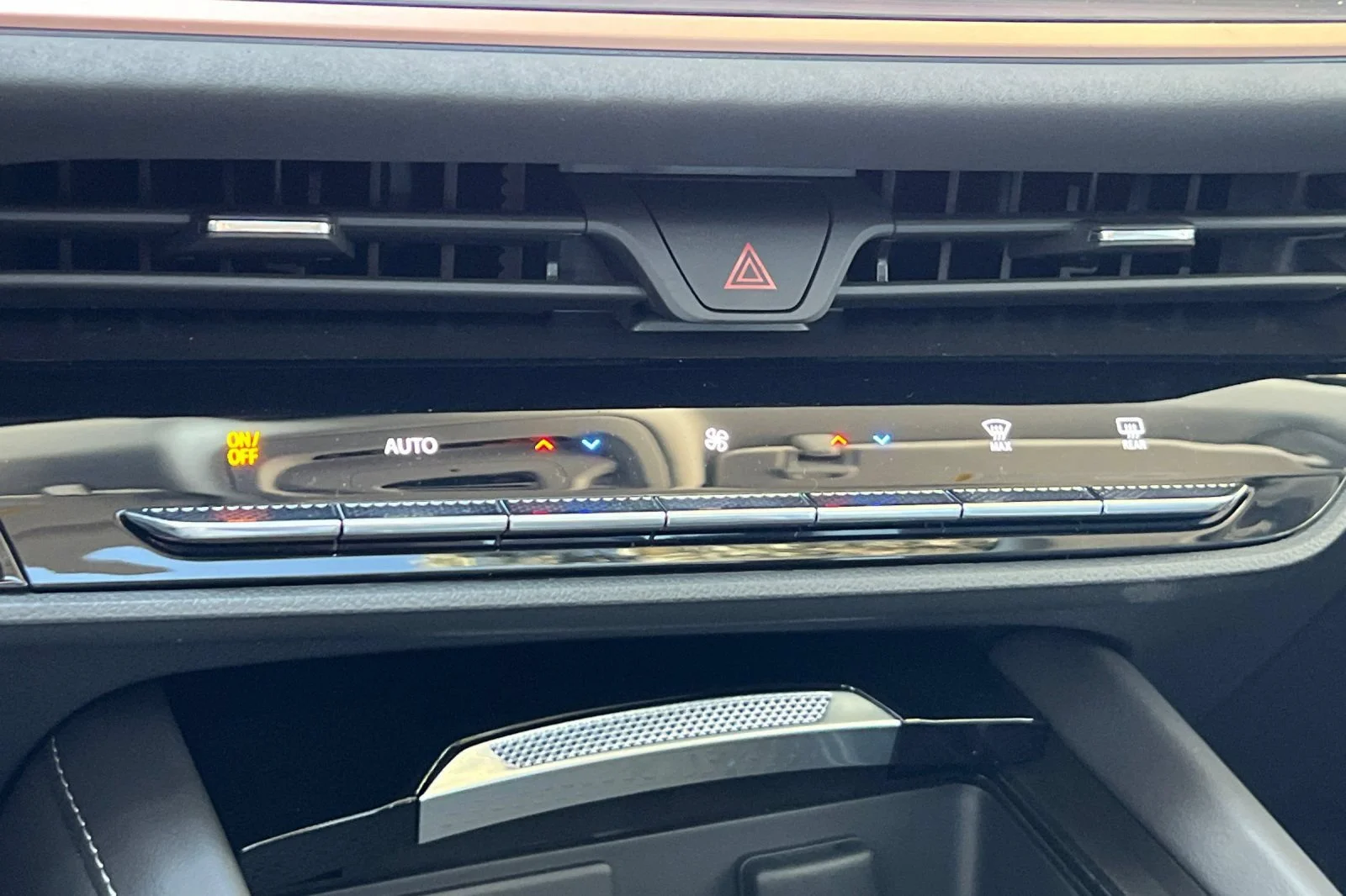 2026 Buick Envision Sport Touring - Photo 23
