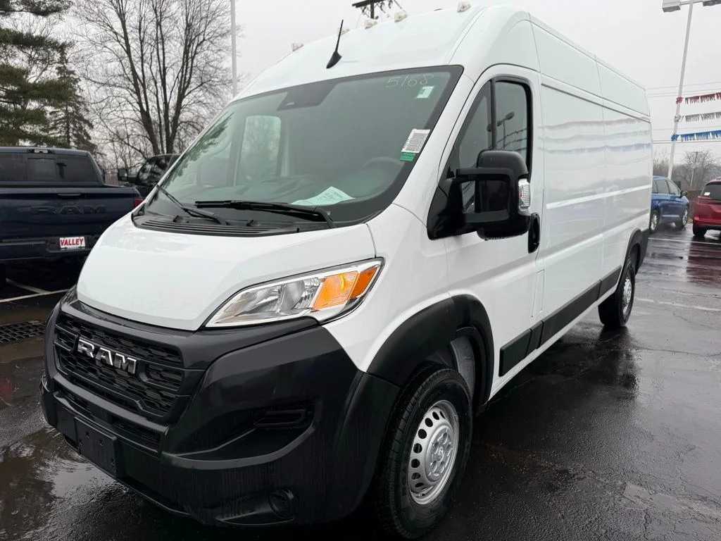 Used 2024 White Ram High Roof image 7