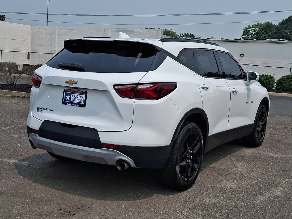 Used 2020 SUMMIT WHITE Chevrolet LT image 11