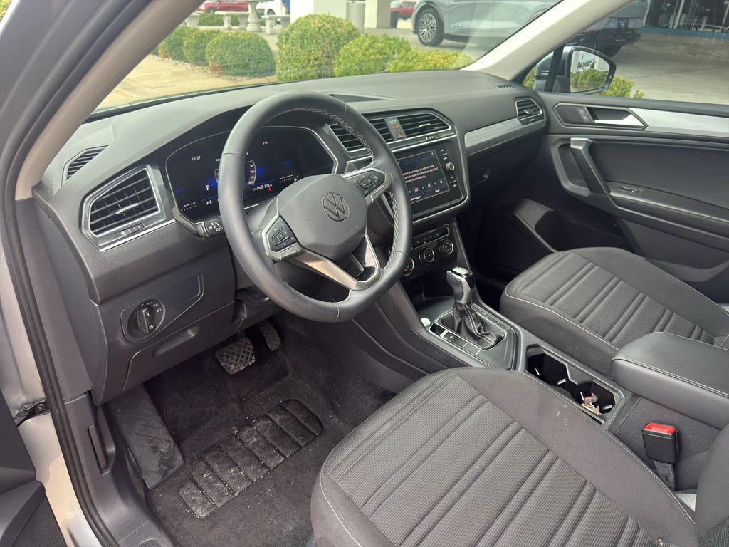 Used 2024 Pyrite Silver Metallic Volkswagen S image 10