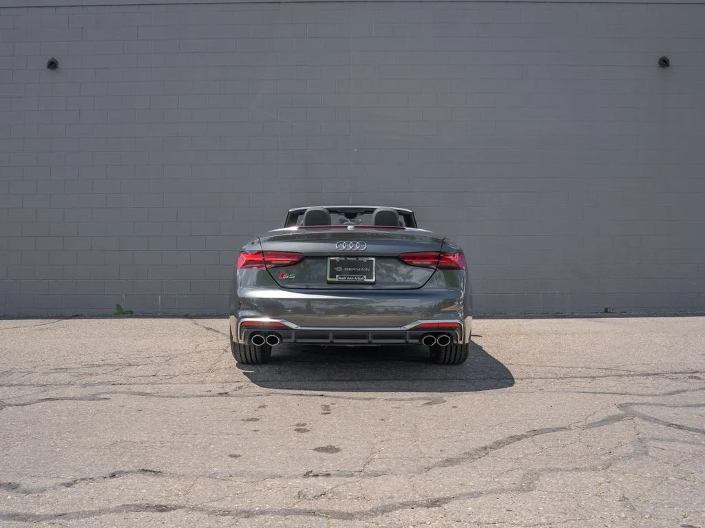 Used 2021 Gray Audi 3.0T Prestige image 6