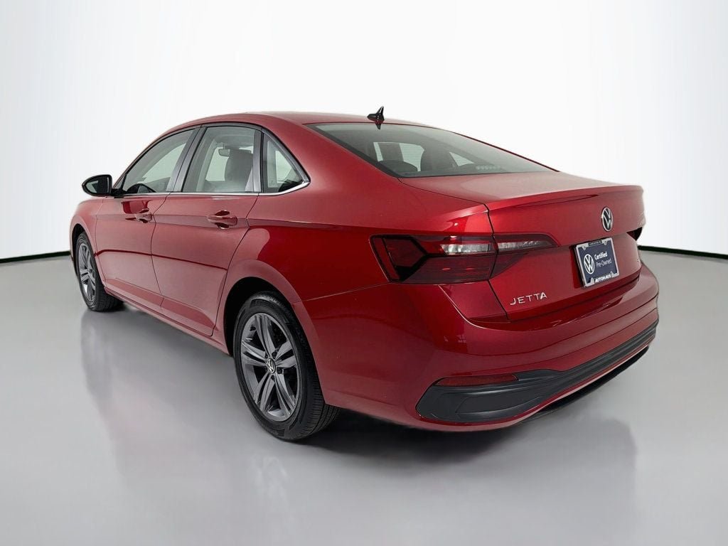 Used 2023 Kings Red Metallic Volkswagen SE Automatic image 5