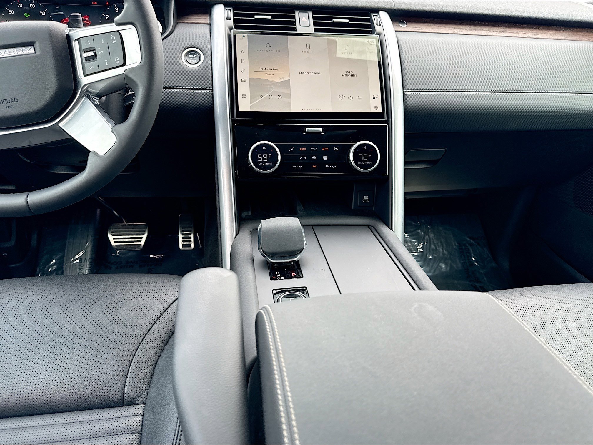 Certified Used 2025 Silver Land Rover Dynamic SE image 19