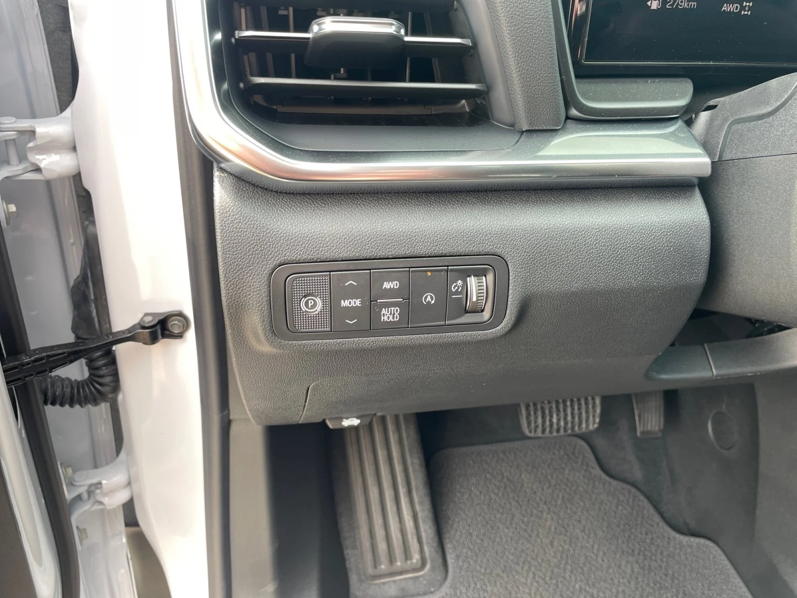New 2027 Glacier White Tricoat GMC AWD Denali image 16