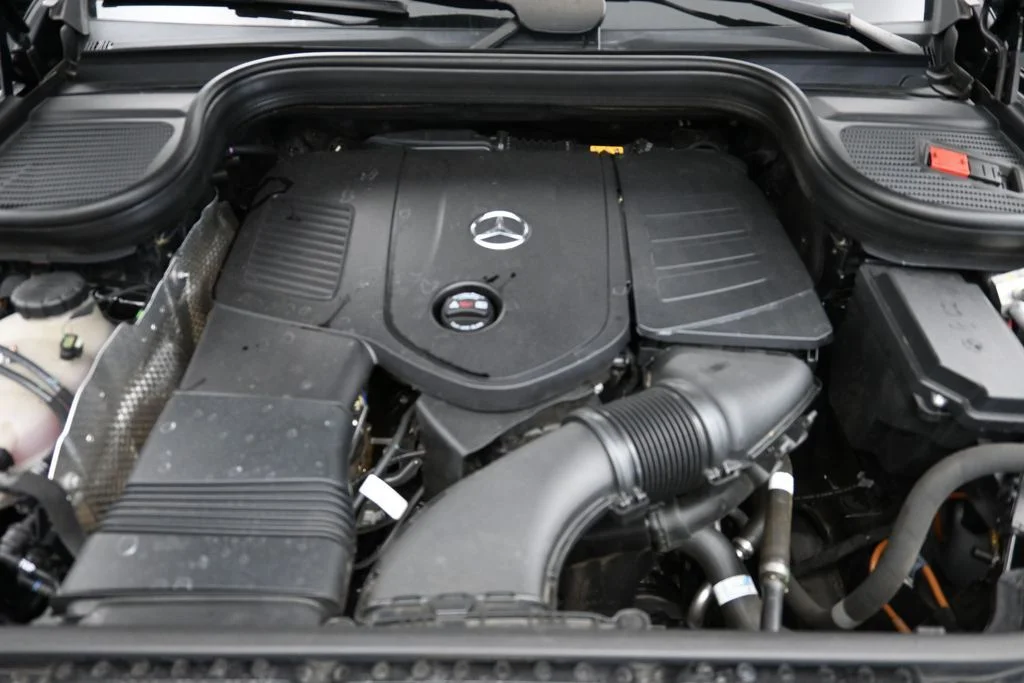 Used 2024 Black Mercedes-Benz GLE 350 image 17