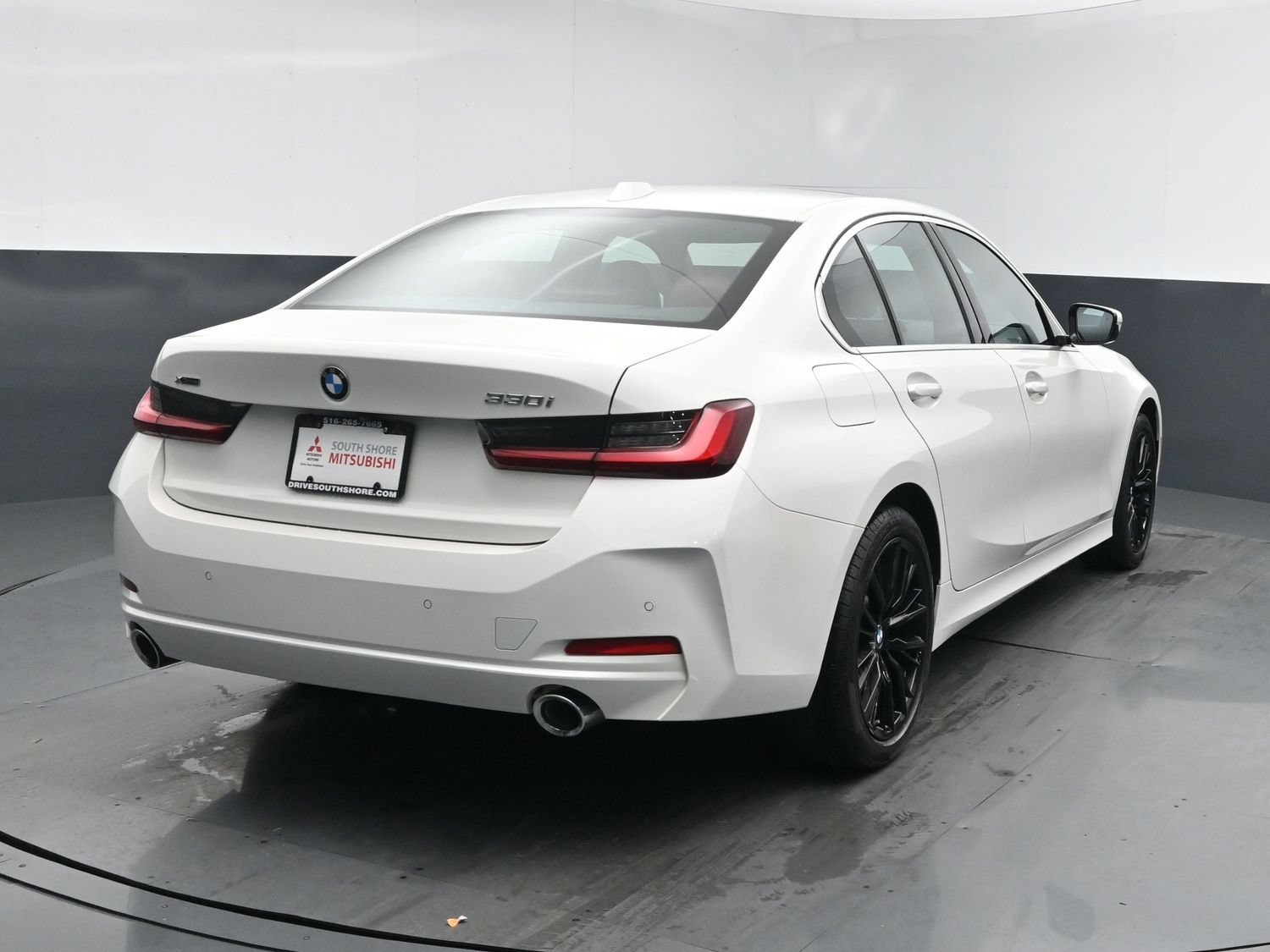 Used 2024 Alpine White BMW 330i xDrive image 19