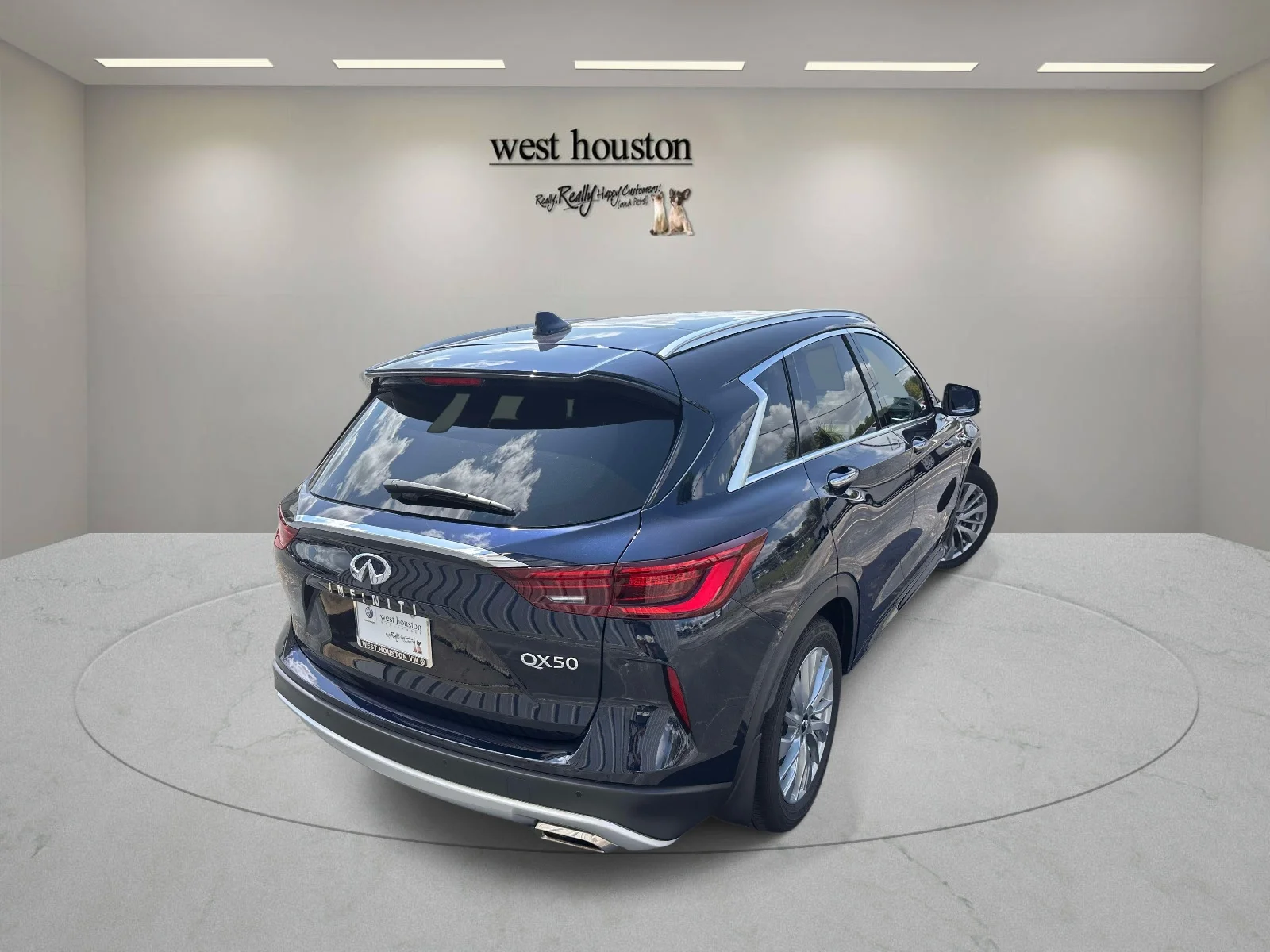 Used 2023 Hermosa Blue INFINITI LUXE image 7