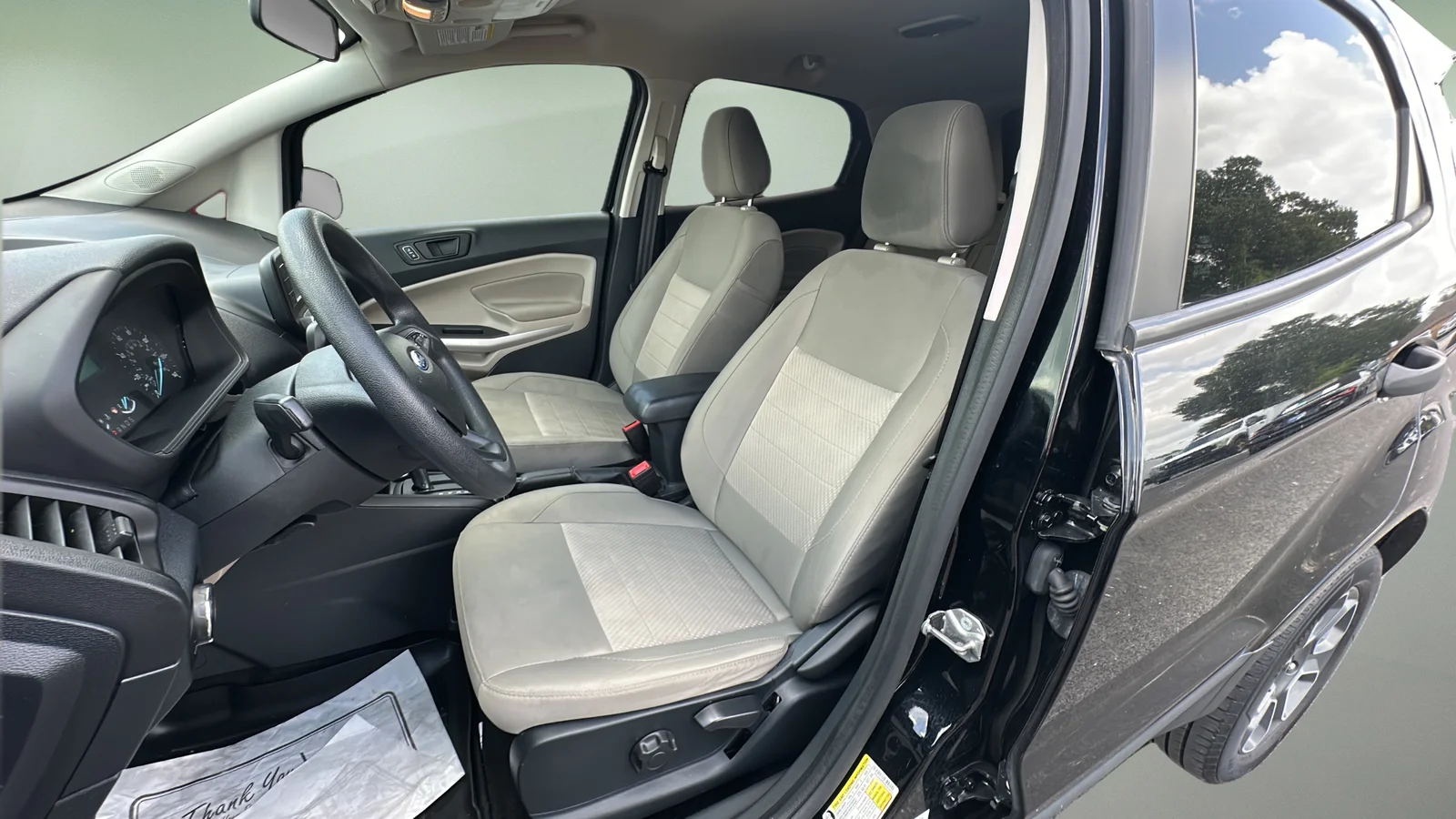 Used 2021 Black Ford S image 17