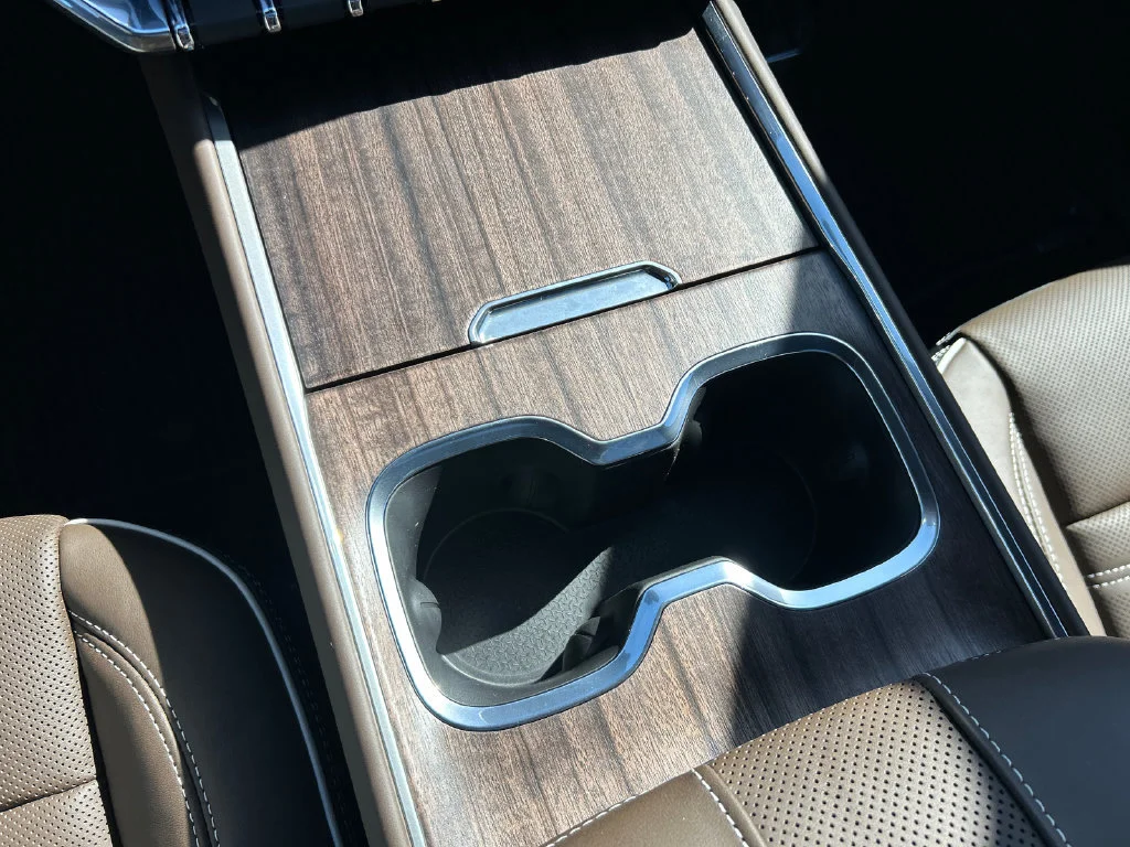 2027 GMC Acadia Denali Ultimate - Photo 26