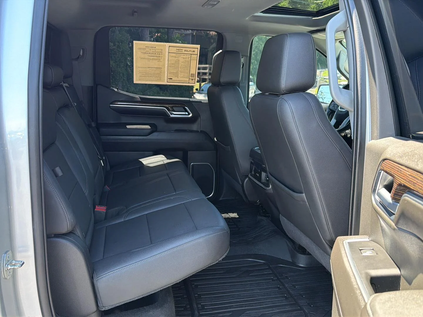 Used 2022 Quicksilver Metallic GMC Elevation image 12