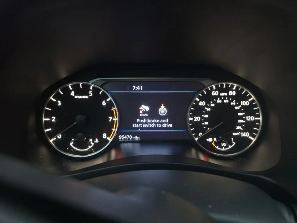 Used 2021 Black Nissan 2.5 SL image 6