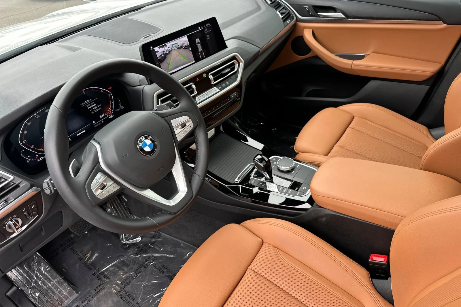 Used 2024 Alpine White BMW sDrive30i image 9