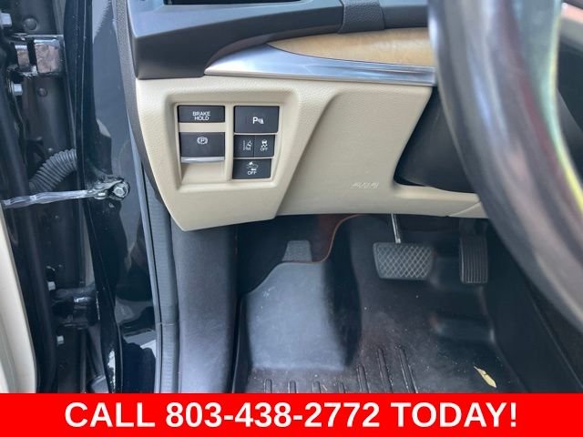 Used 2019 Black Acura 3.5L Technology Package image 24