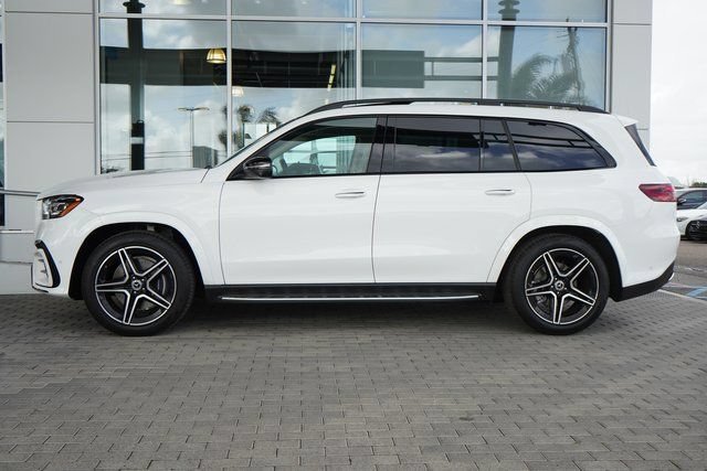 2026 Mercedes-Benz GLS Base - Photo 36