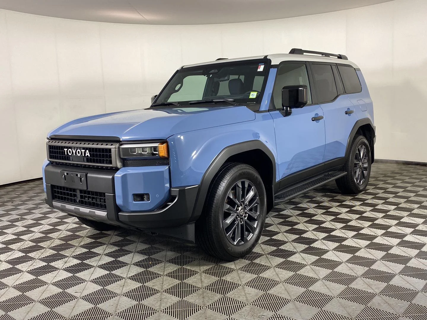 Used 2025 Heritage Blue w/Grayscape Roof Toyota  image 9