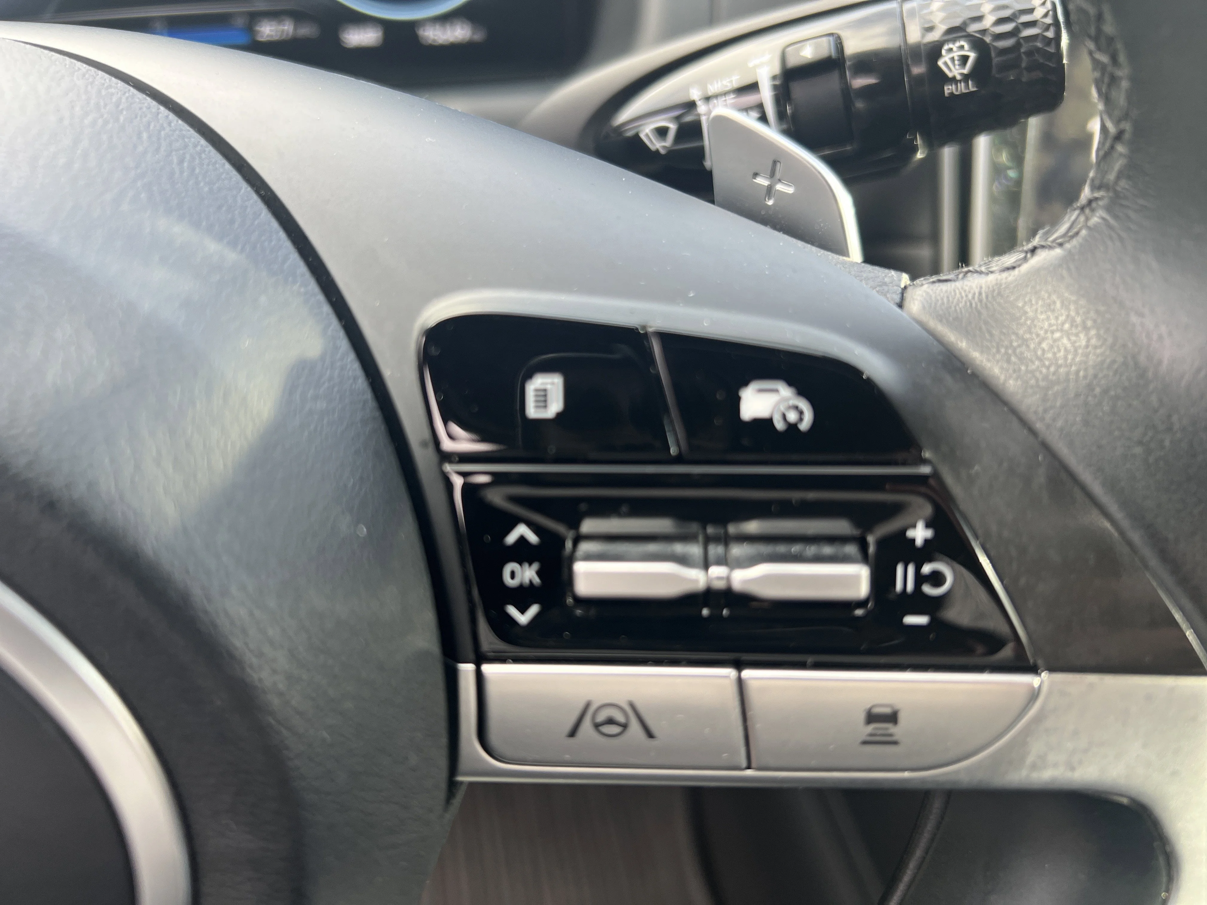 2022 Hyundai Santa Cruz Limited - Photo 13