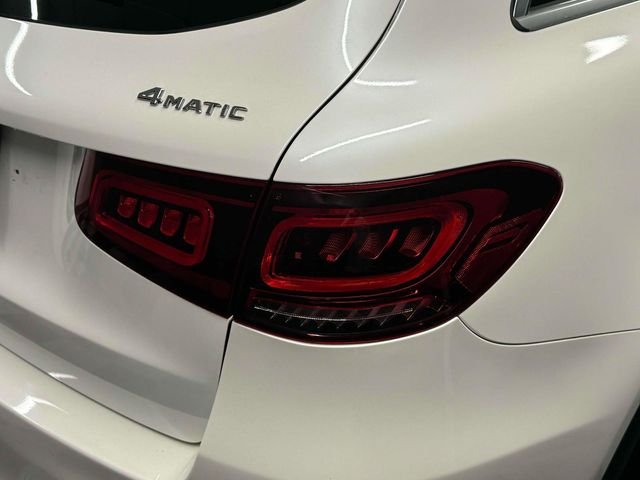 2021 Mercedes-Benz GLC GLC300 - Photo 8