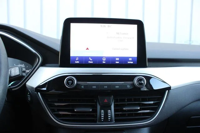 Used 2020 Blue Ford SEL image 17