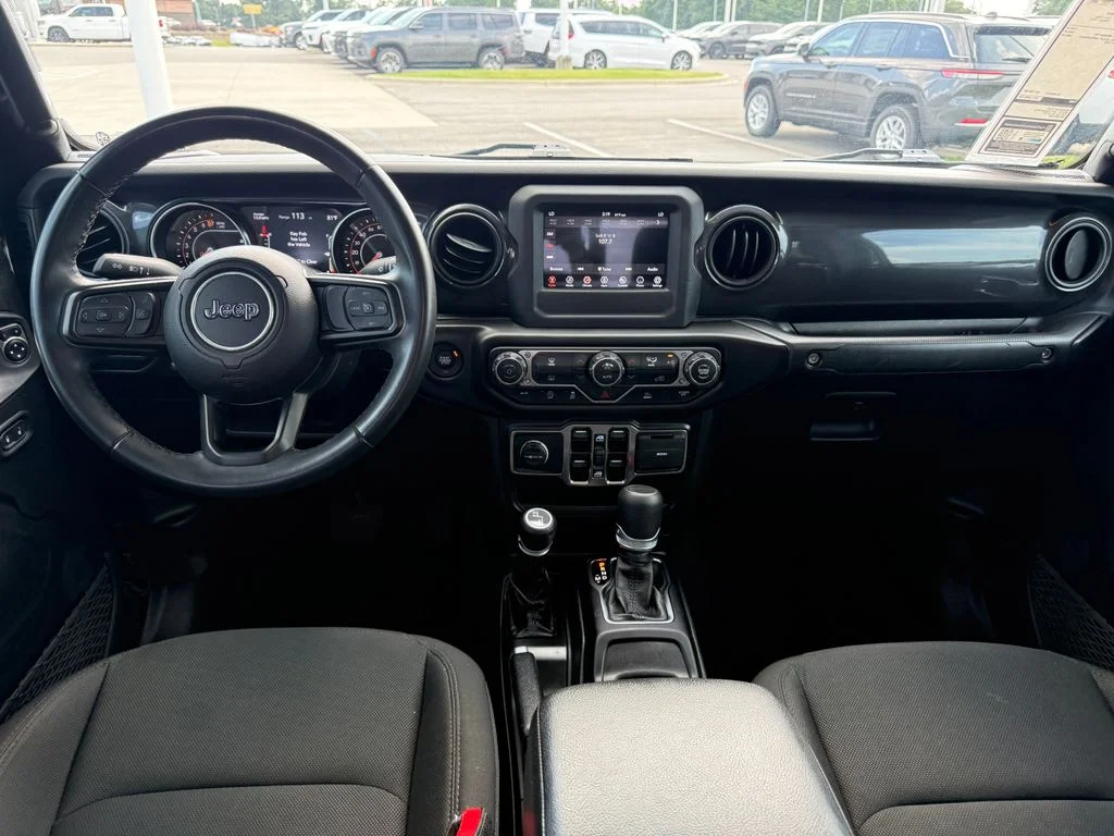 Used 2022 Black Jeep Sport image 7