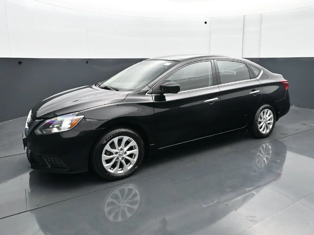 Used 2019 Nissan Sentra SV with VIN 3N1AB7APXKY240994 for sale in Burnsville, Minnesota