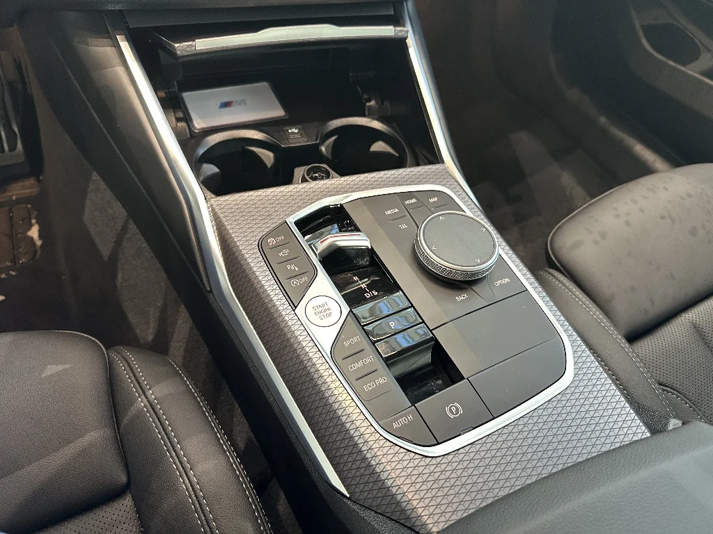 2026 BMW 3 Series 330i - Photo 10