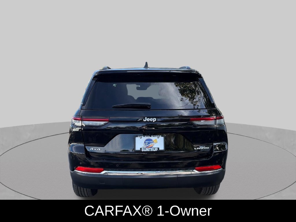 Used 2024 Black Jeep Laredo X image 4