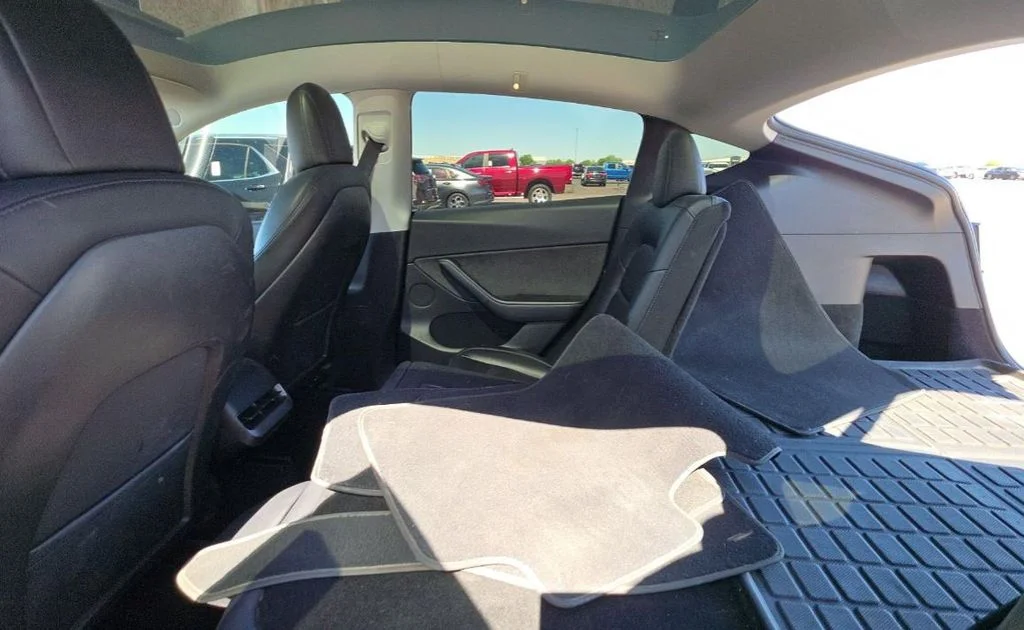 Used 2021 White Tesla Long Range image 9
