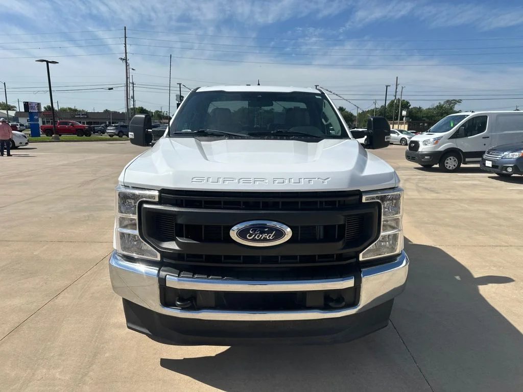 Used 2022 White Ford XL image 26