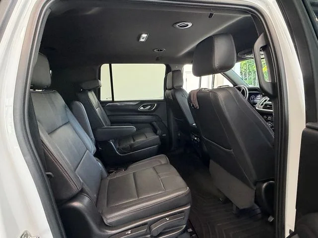 Used 2022 White Chevrolet RST image 15