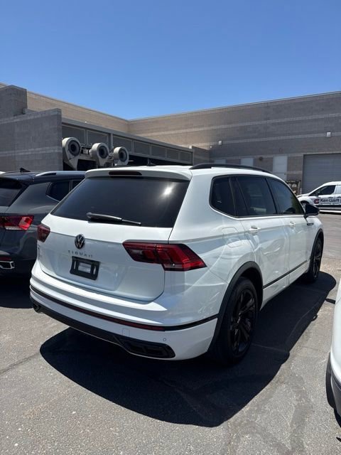 Used 2023 Opal White Pearl Volkswagen SE R-Line Black image 4