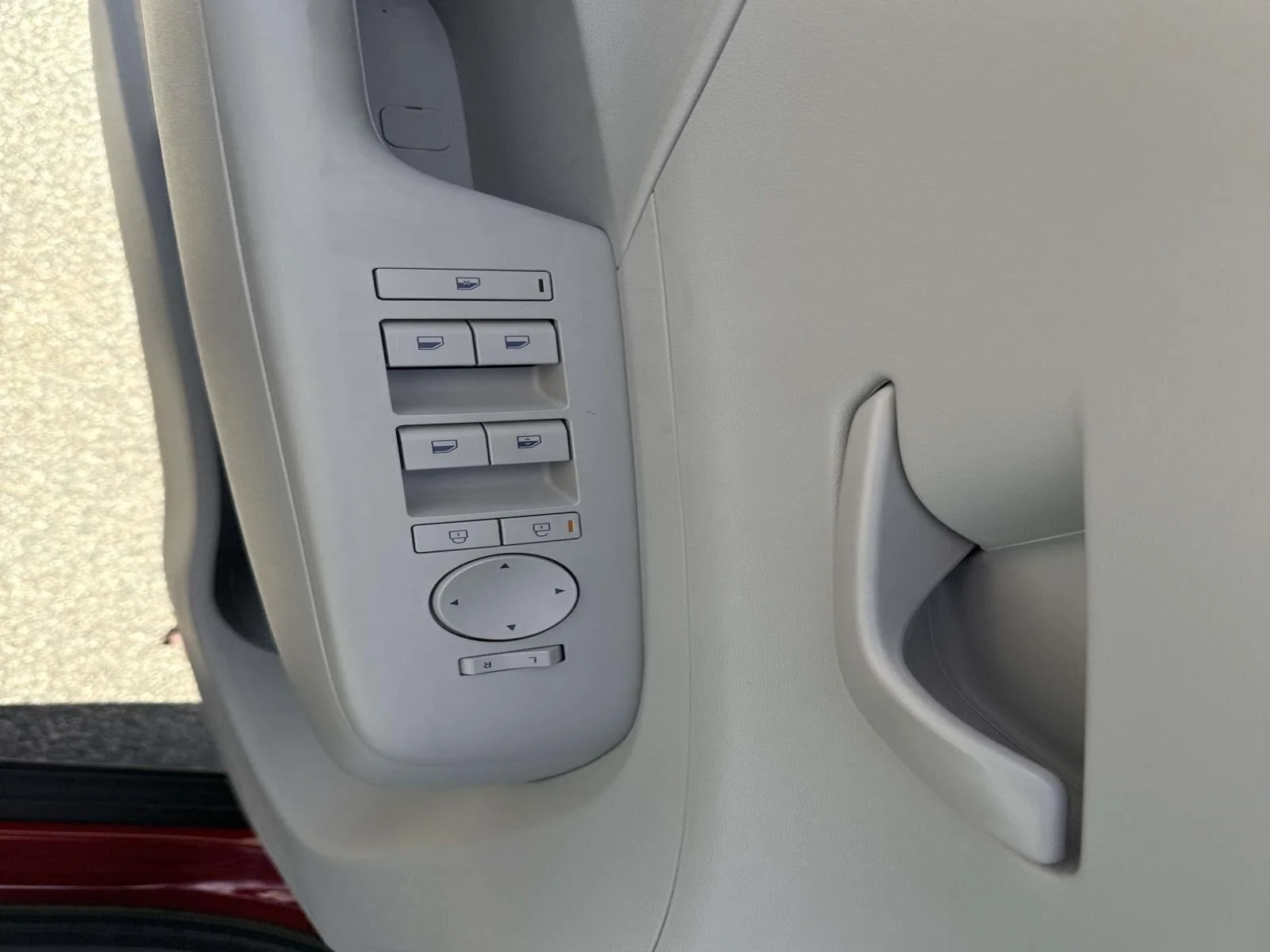 Used 2026 ULTIMATE RED HYUNDAI SE image 23
