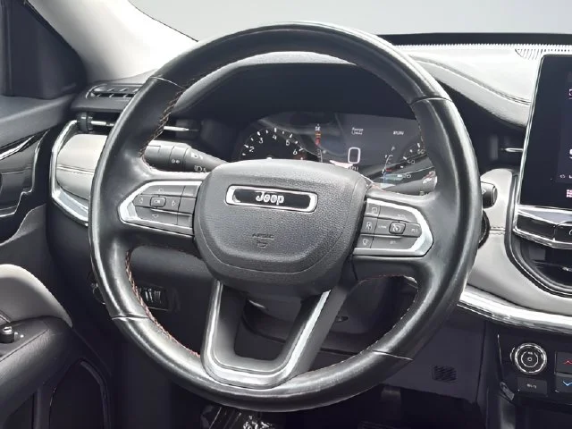 Used 2022 Red Jeep Limited image 16