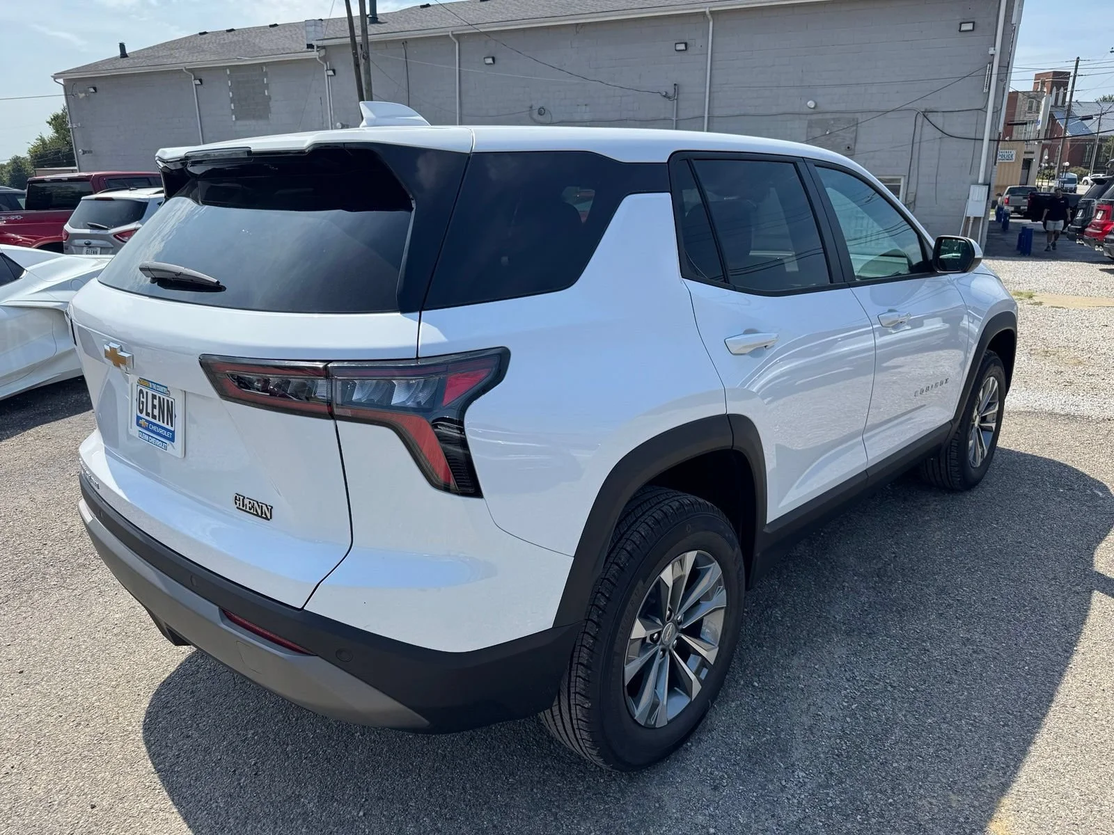 2027 Chevrolet Equinox LT - Photo 6