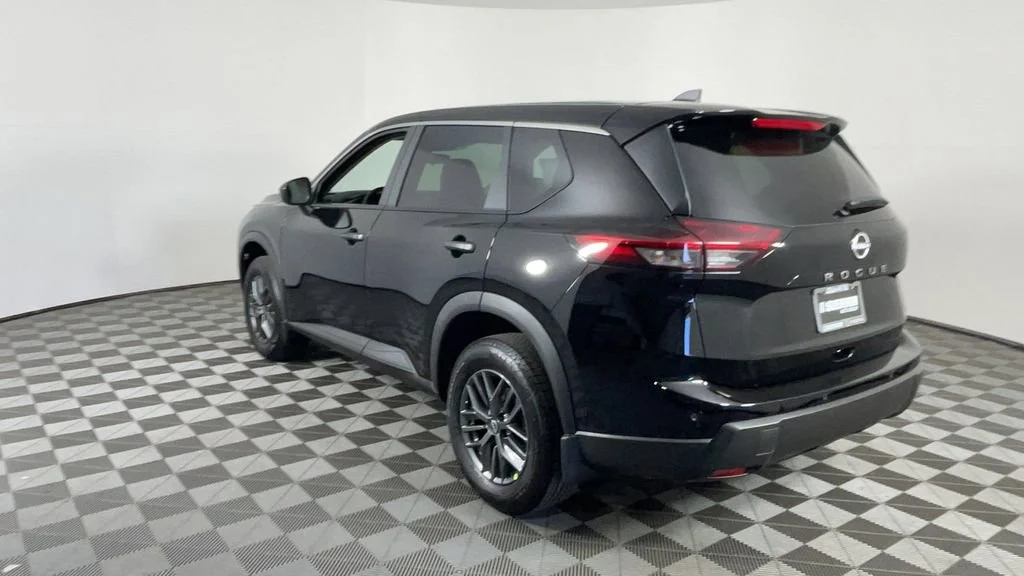 2025 Nissan Rogue S - Photo 6