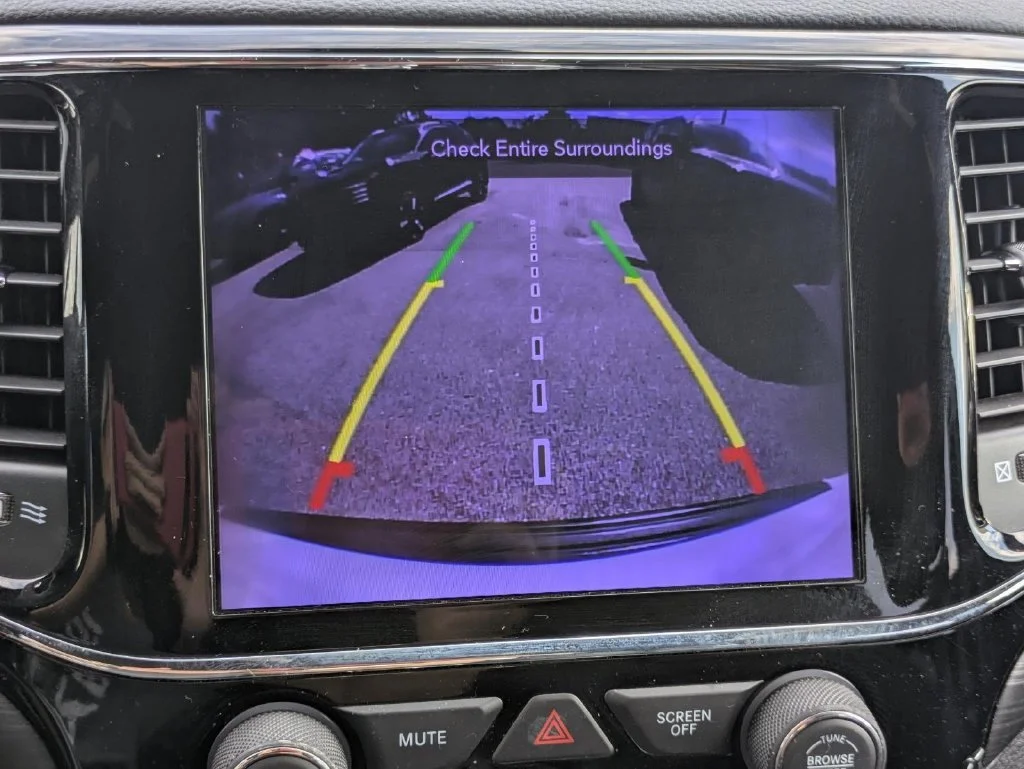 Used 2020 White Jeep Altitude image 31