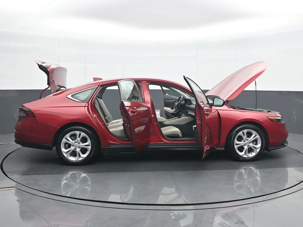 Used 2024  Honda LX image 36