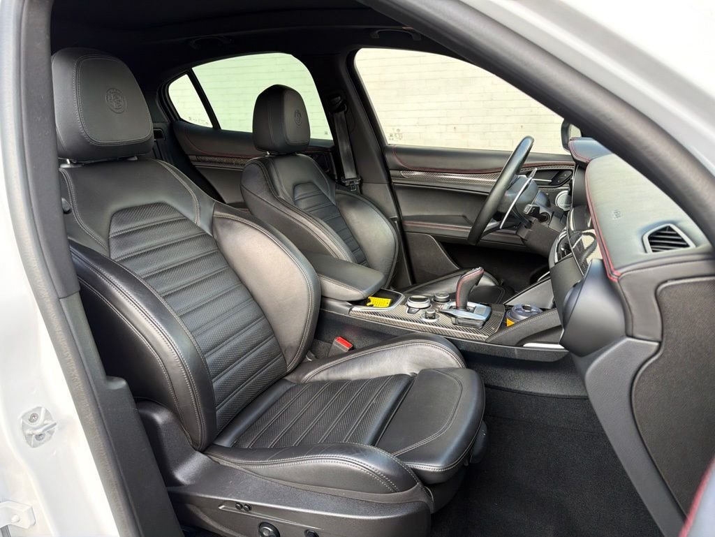 2023 Alfa Romeo Stelvio Estrema - Photo 13
