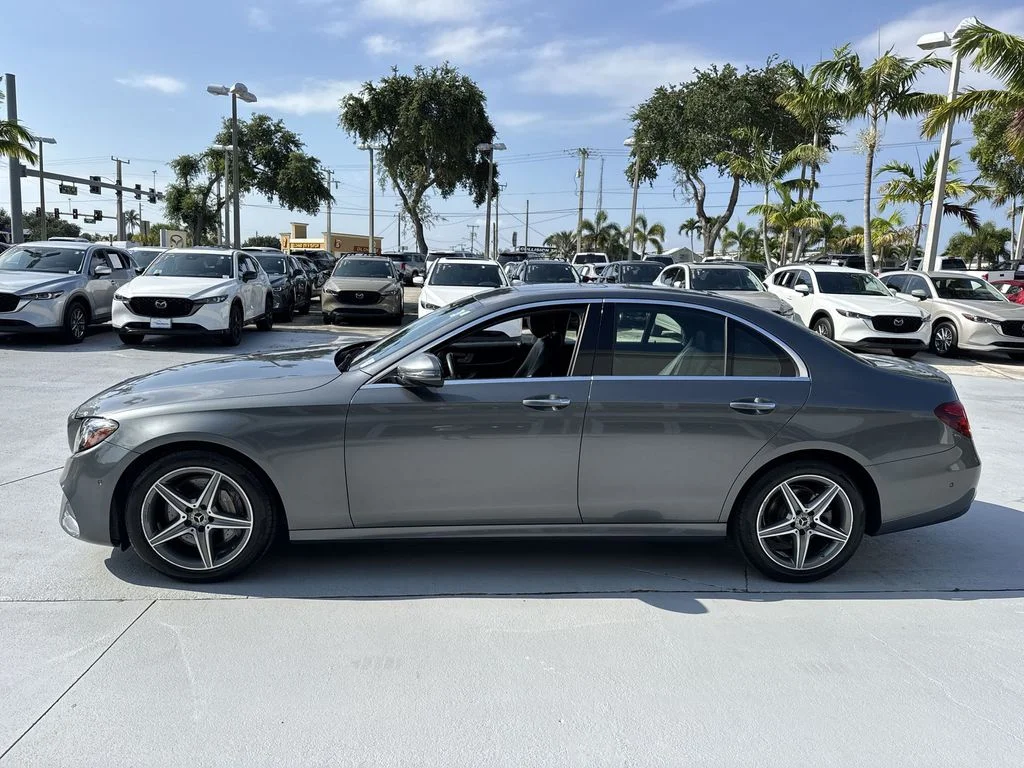 Used 2018 Selenite Gray Metallic Mercedes-Benz E 300 4MATIC® image 11